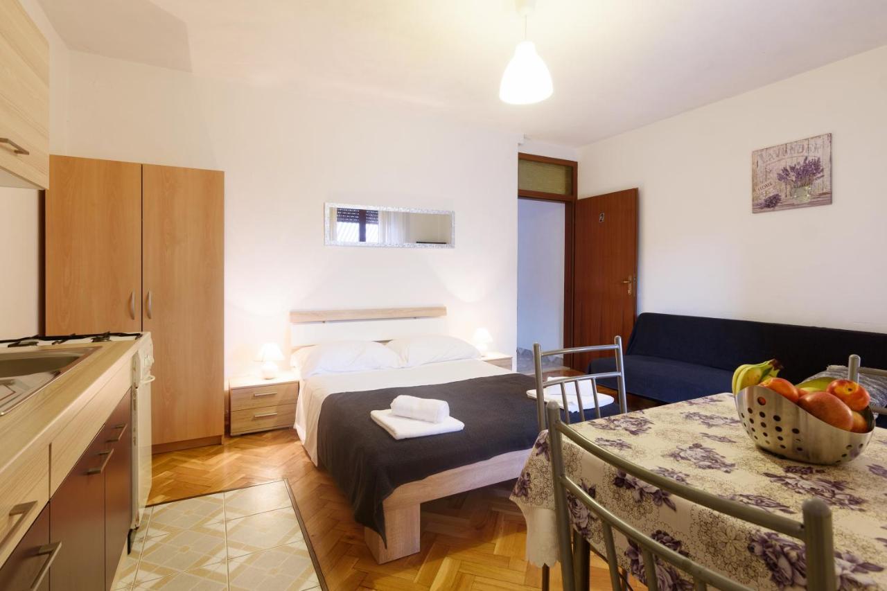 Lavita Libera Appartement Zadar Buitenkant foto
